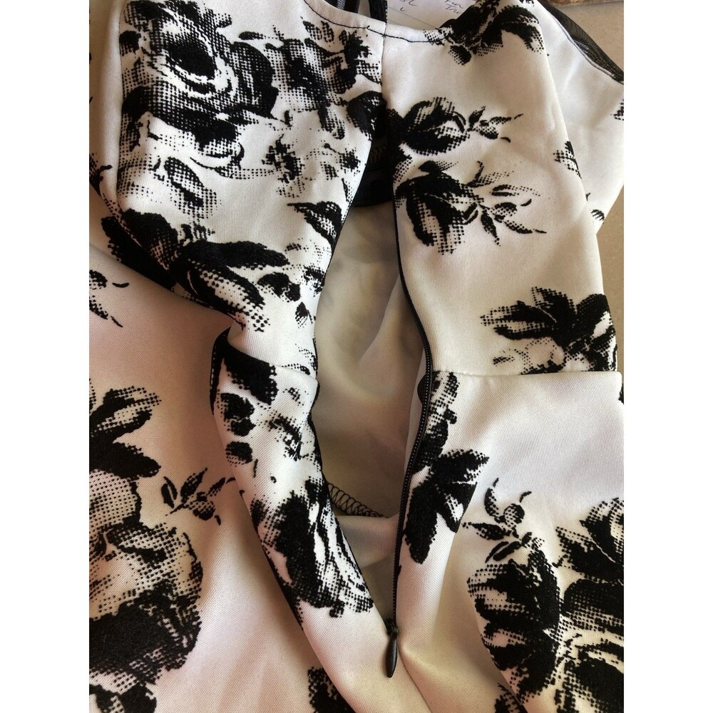 50s Style Fit & Flare Black White Floral Dress Medium Tradwife Mesh Neckline - Picture 6 of 11
